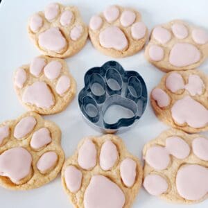 cat paw cookie cutters