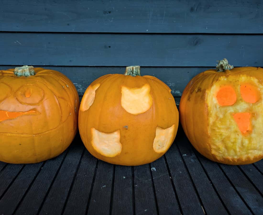 pumpkin carving with cookie cutters DIY